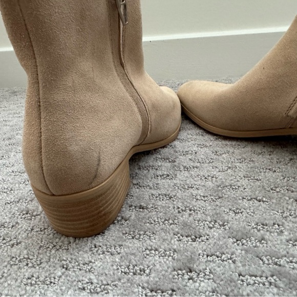 Booties - Picture 5 of 7